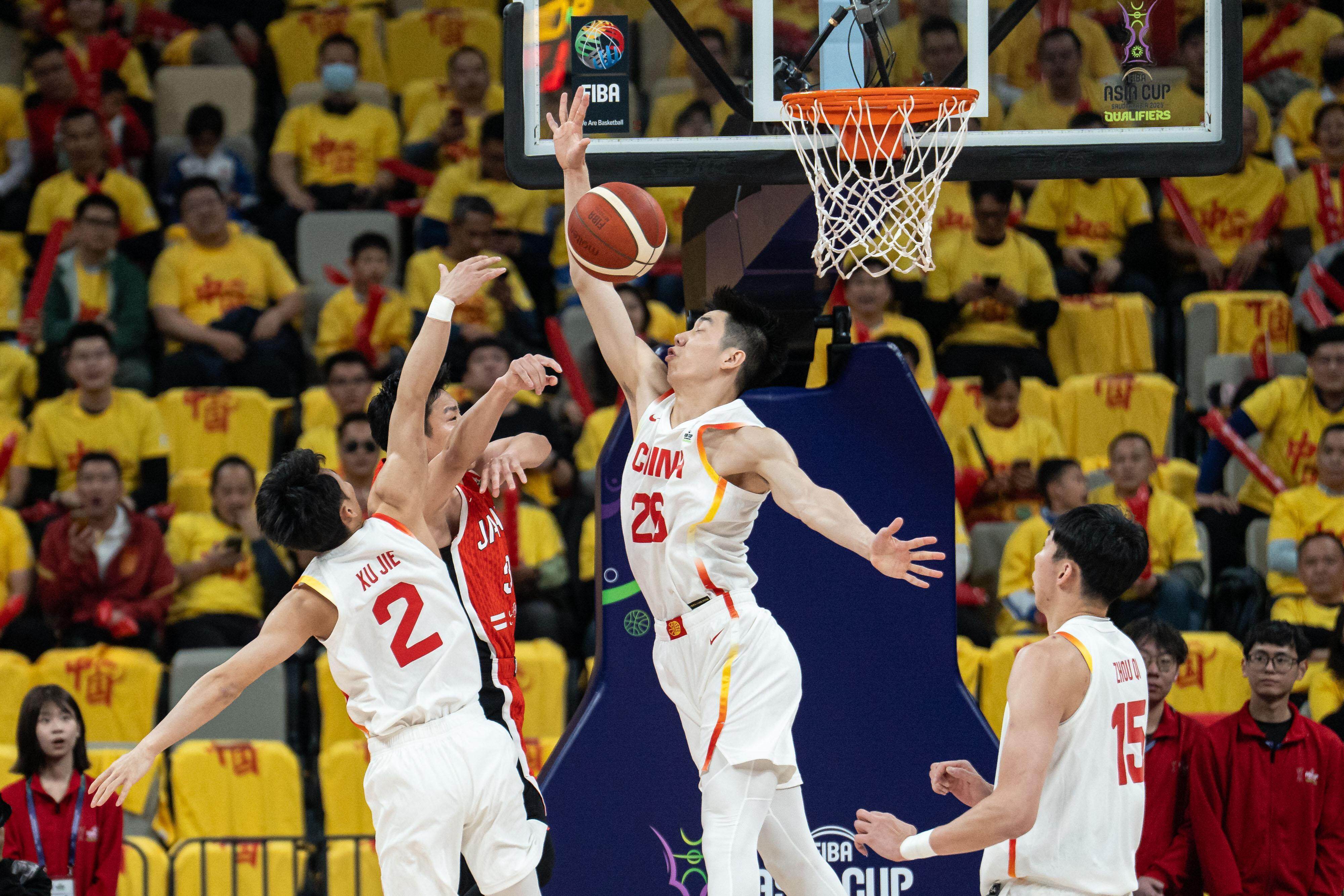 亚洲杯预选赛：中国男篮轻取日本队