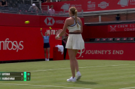 科维托娃回归赛场，挺进下一轮首场状态亮眼，TES观众沸腾！